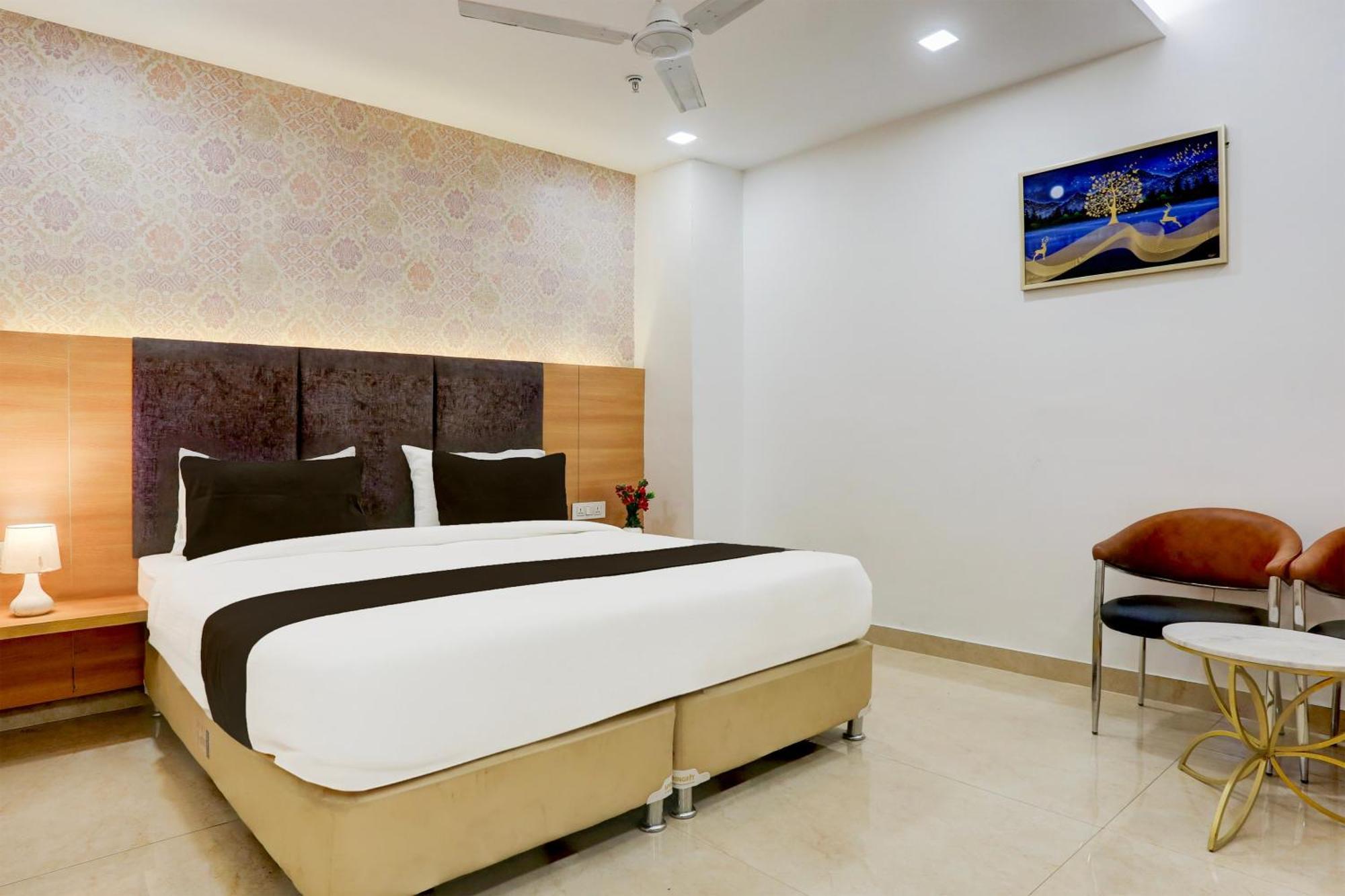 Palette Calista Premium Resort Samalkha 외부 사진