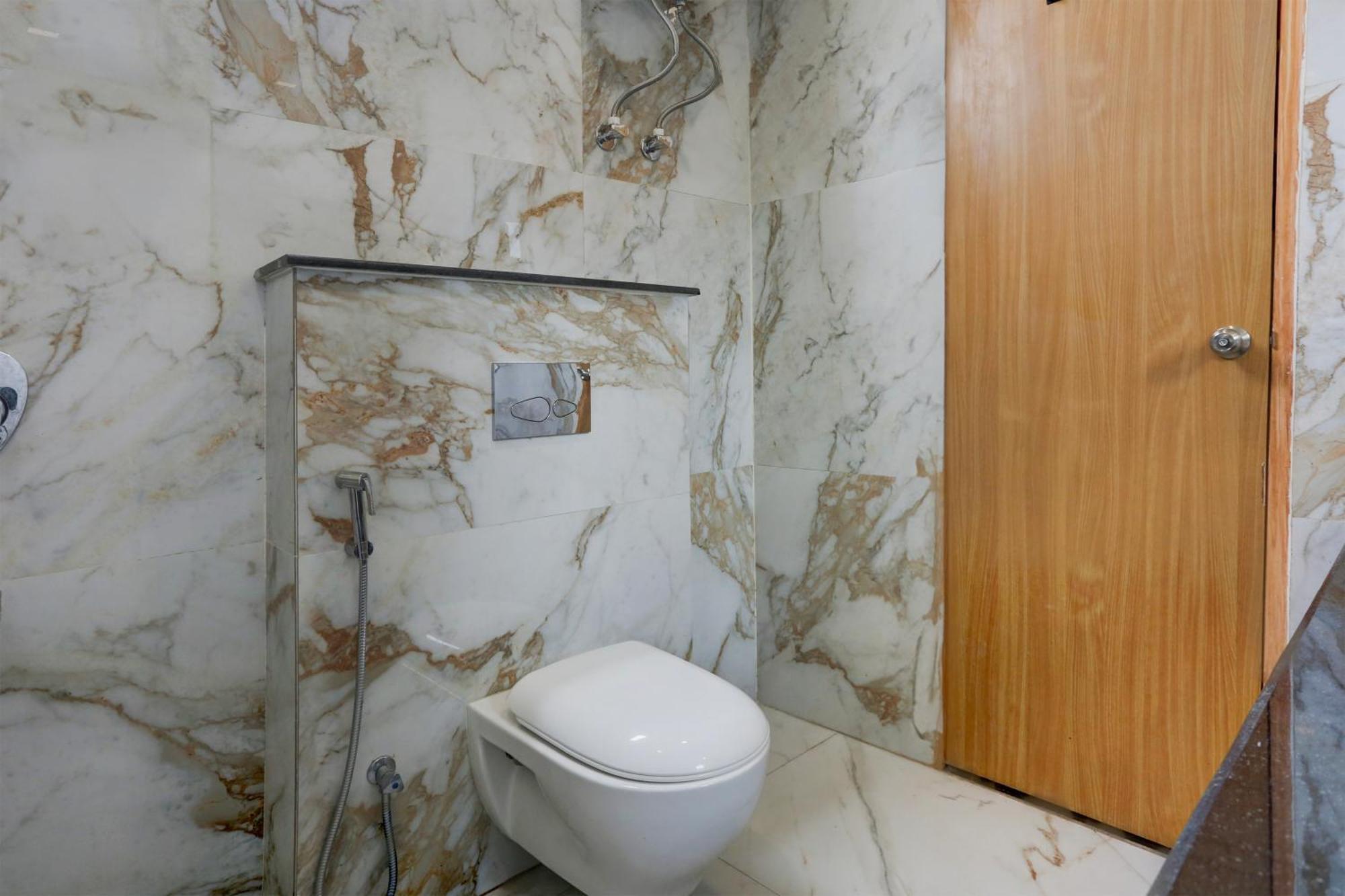 Palette Calista Premium Resort Samalkha 외부 사진